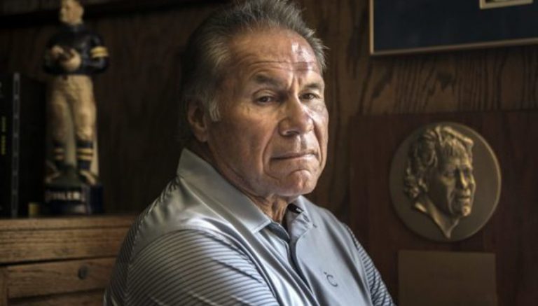 Former NFL pros say CBD oil vital pain-management tool