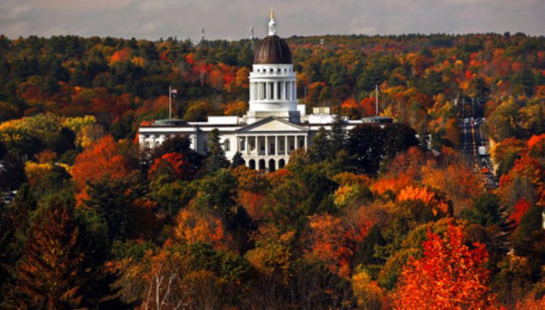Maine lawmakers meet to deal with gov’s marijuana law veto