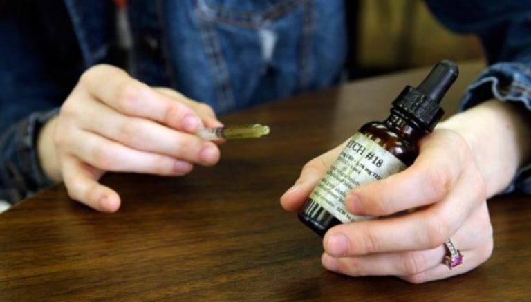 Missouri lawmaker seeks support for legalizing medical marijuana in state