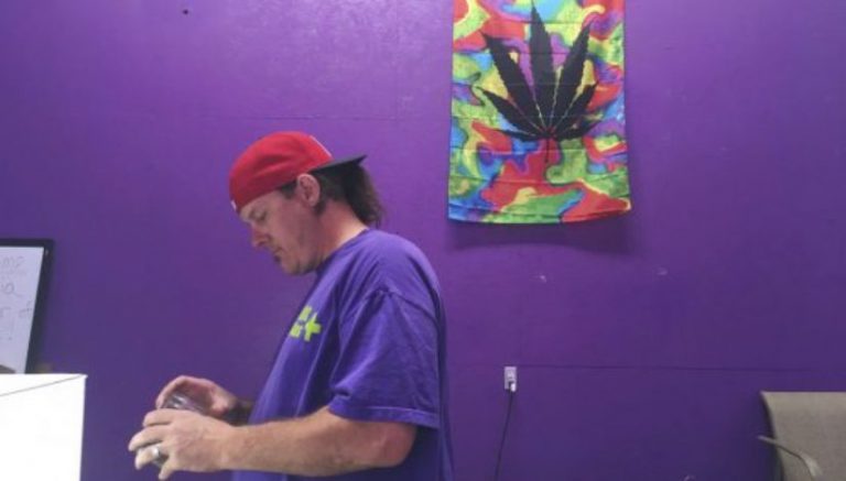 Big labor wants to unionize California cannabis workers