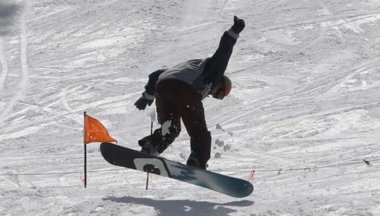 Tahoe ski resorts ask guests to leave their weed at home