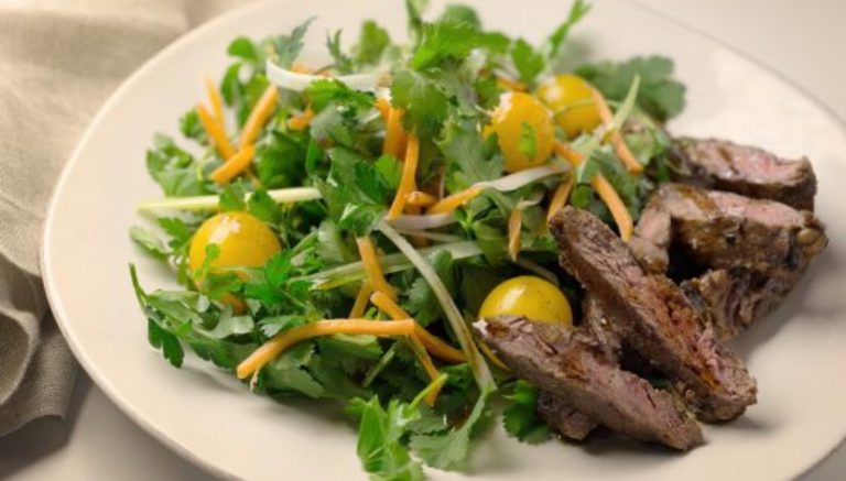 This marijuana-infused skirt steak salad makes for a refreshingly zesty meal