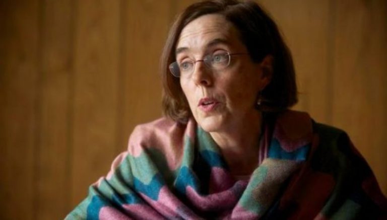 Oregon leaders vow to fight Sessions’ marijuana policy rollback