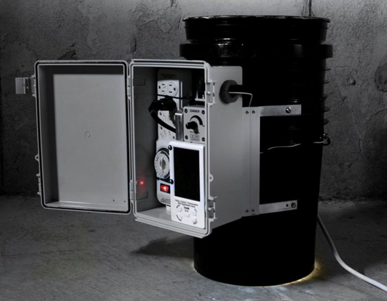 6 Sickest Space Bucket Designs