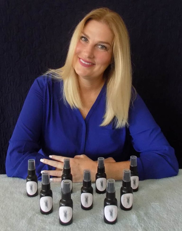 Experience the Pleasure of Cannabis With Ivy Rose Lubricant